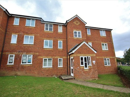 2 Bed Flat, Redford Close, TW13
