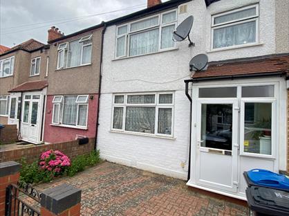 3 Bed Terraced House, Abbotts Road, CR4