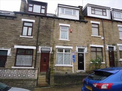 4 Bed Terraced House, Oulton Terrace, BD7