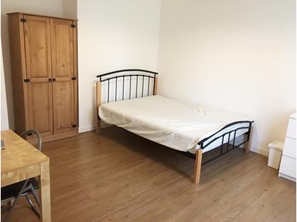 5 Bed Terraced House, East Ferry Road, E14