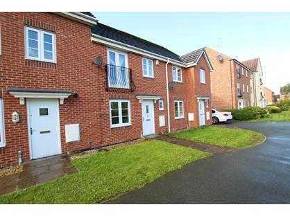 3 Bed Flat, Phoenix Place, WA5