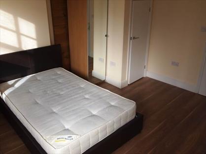 Studio Flat, Northwood, HA6