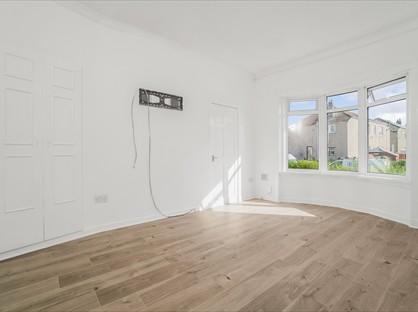 3 Bed Flat, Burnfoot Drive, G52