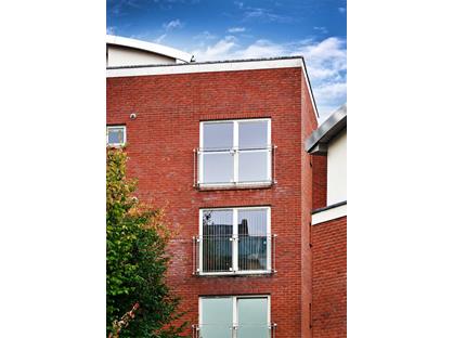 1 Bed Flat, Cross Street, SO23