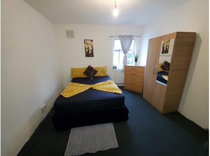 Studio Flat, Philip Lane, N15