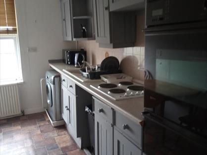 1 Bed Flat, St James, EX4