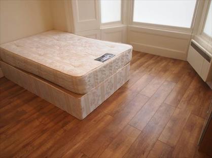 Studio Flat, London, N19