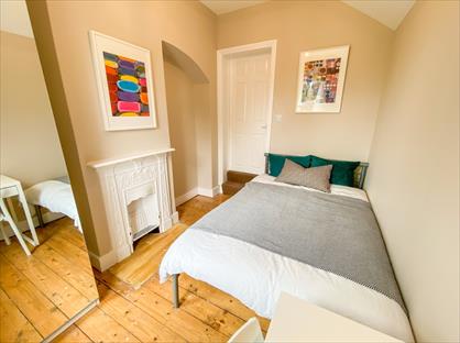 Room in a Shared House, Abbey Road, CR0