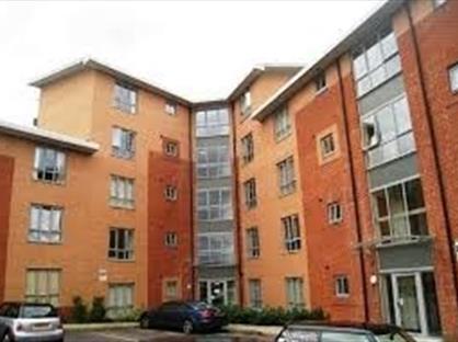2 Bed Flat, Russell Court, PR1