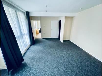 1 Bed Flat, Teviot, E14