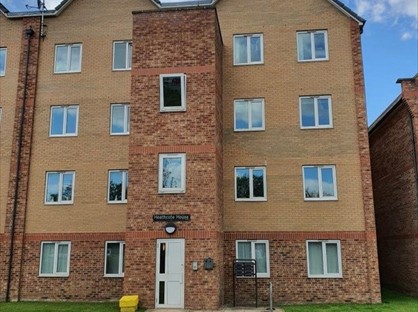 2 Bed Flat, Heathcote House, S41