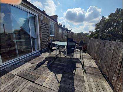 1 Bed Flat, Hammersmith Grove, W6