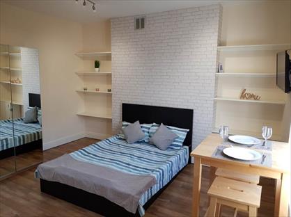 Studio Flat, London, N19