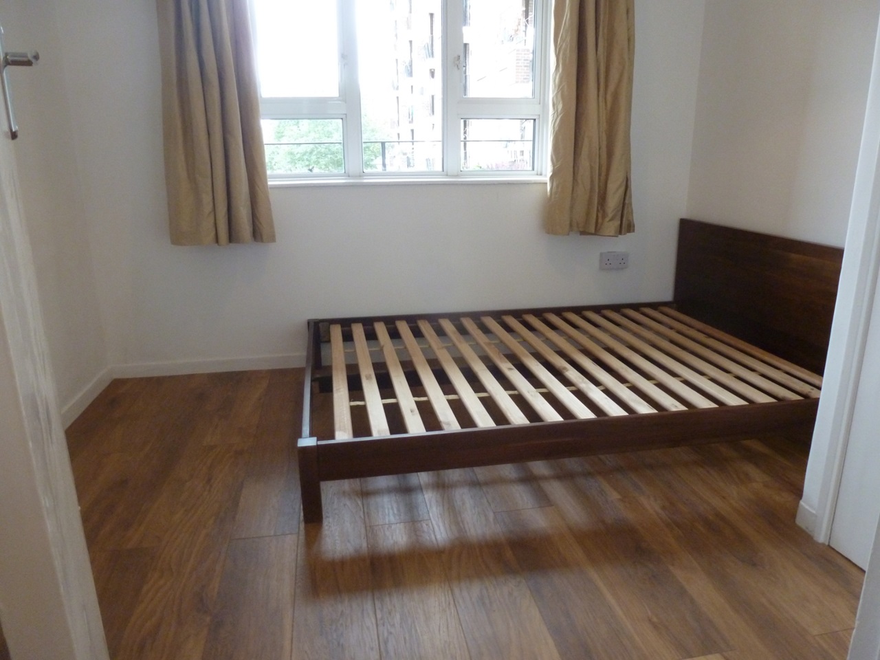 Additional image 2 of 3 Bed Flat, Patmore, SW8, N1 7GU