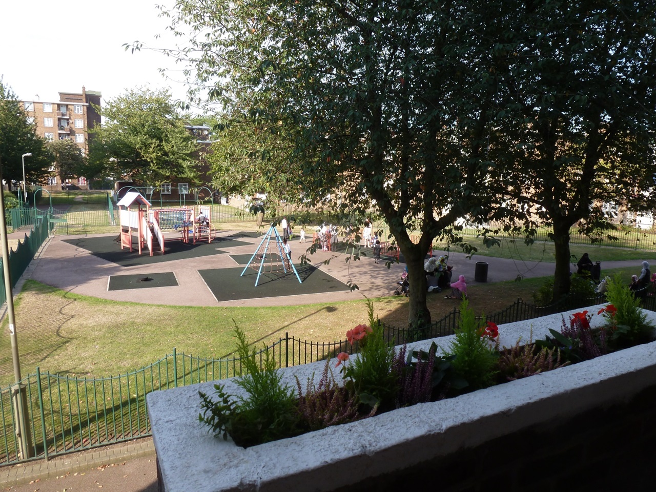 Additional image 3 of 3 Bed Flat, Patmore, SW8, N1 7GU