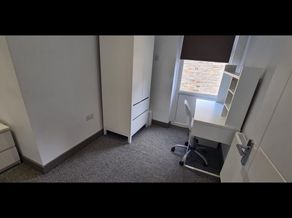 Room in a Shared House, Lockwood Road, HD1