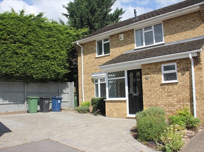 4 Bed Detached House, Pear Tree Close, HP9