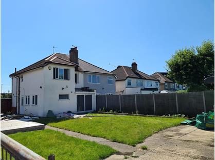 4 Bed Detached House, Brimsdown Avenue, EN3