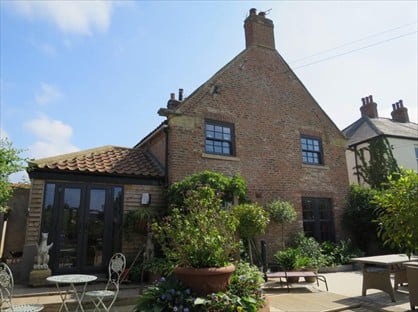 4 Bed Semi-Detached House, Chapel Cottage, YO60