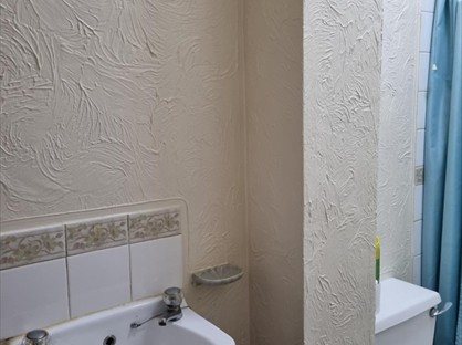 Studio Flat, Stourbridge Road, DY1