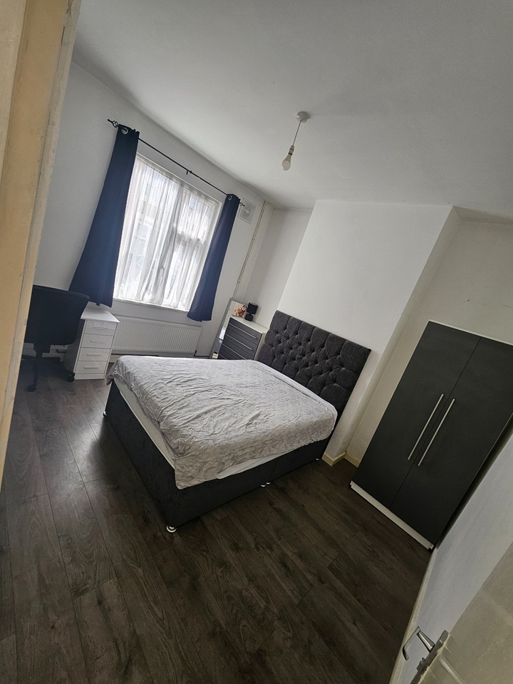 Additional image 9 of Room in a Shared House, Filbert Street East, LE2, N1 7GU