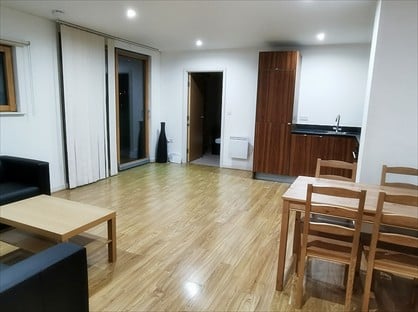 2 Bed Flat, Arboretum Place, IG11