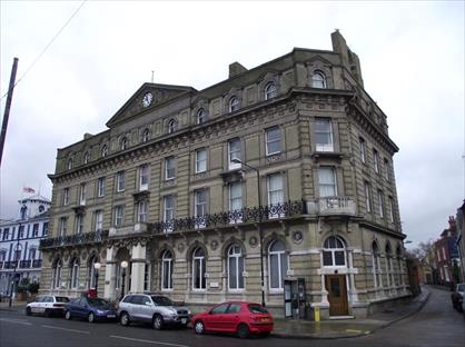 1 Bed Terraced House, Quayside Court, CO12