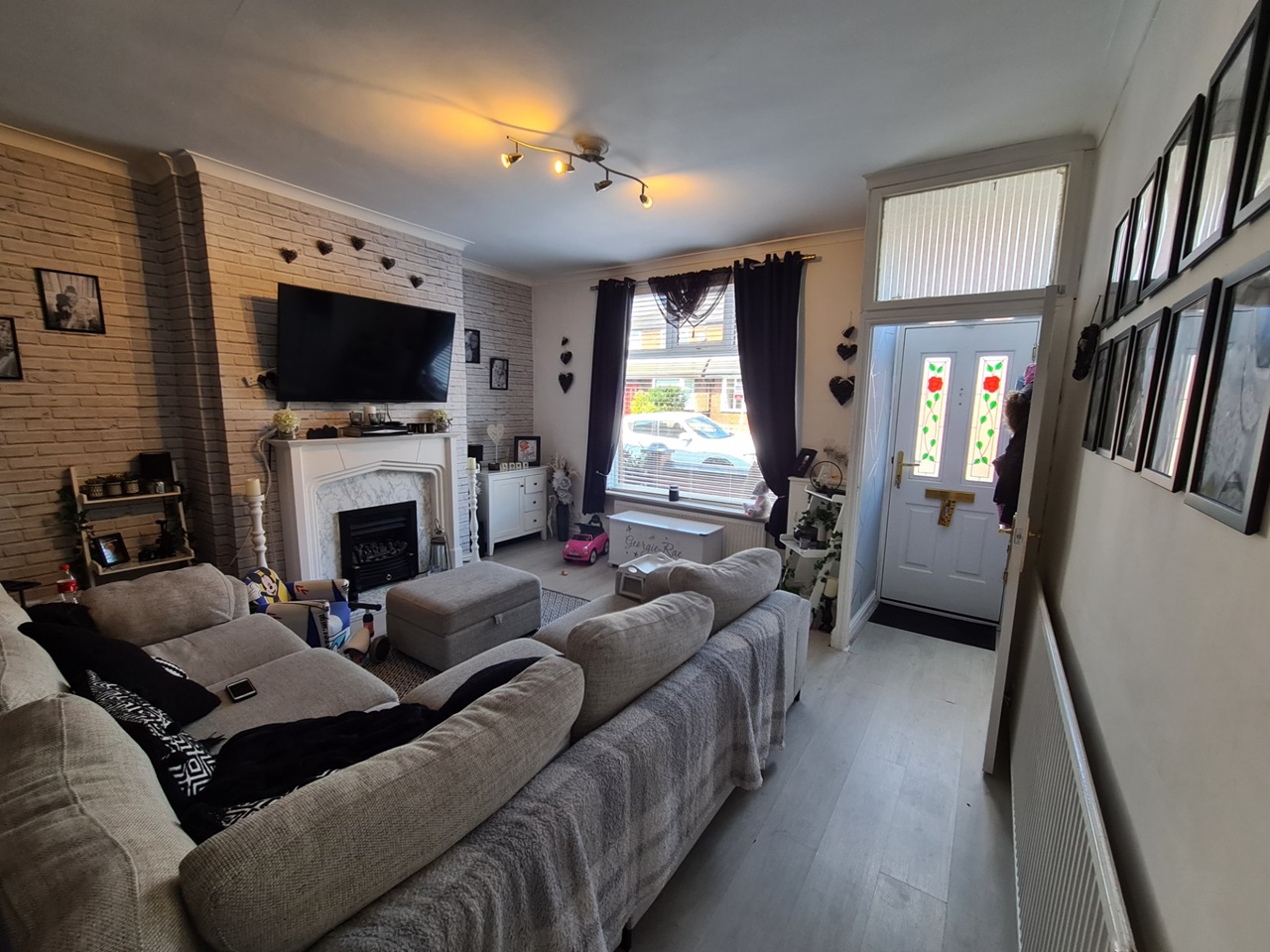 Farnworth, Bolton 3 Bed Terraced House, Clifton Street, BL4 To Rent