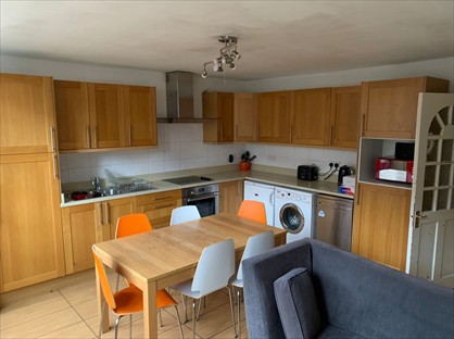 4 Bed Flat, Crondall Street, N1