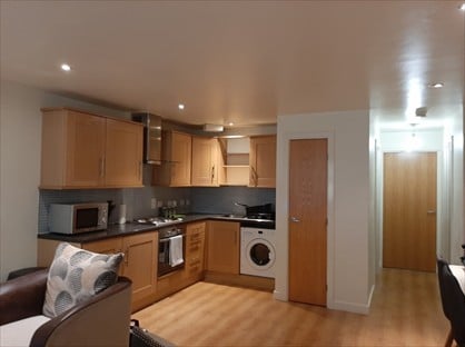 2 Bed Flat, Regis House, HU4