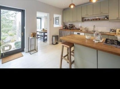 2 bed terraced house for rent in 2 Bed Terraced House, Riverside Road, AL1