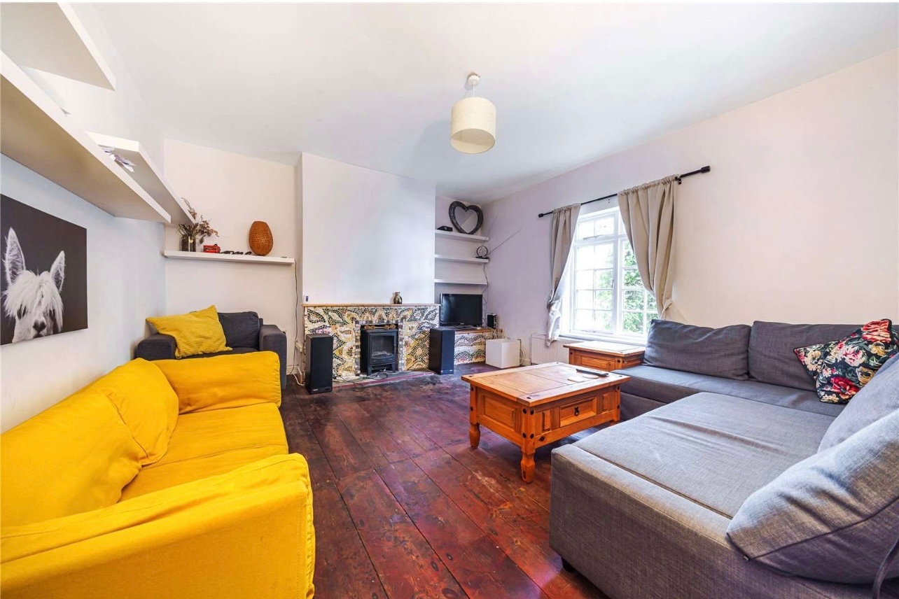 Reading 2 Bed SemiDetached House, Tilehurst Road, RG1 To Rent Now