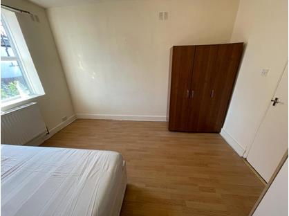 1 Bed Flat, High Street, NW10