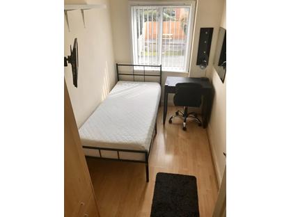 Room in a Shared House, George Street, LE11