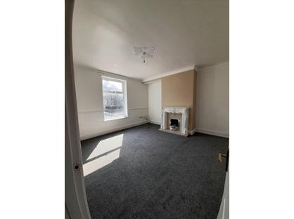 2 Bed Terraced House, Blackmoorfoot Road, HD4