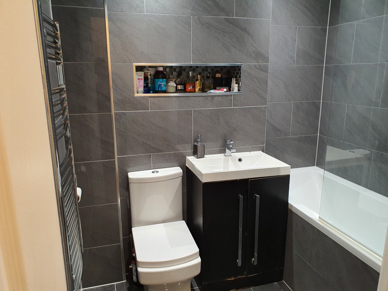 Chigwell 2 Bed Flat, Retreat Way, IG7 To Rent Now for £1,800.00 p/m