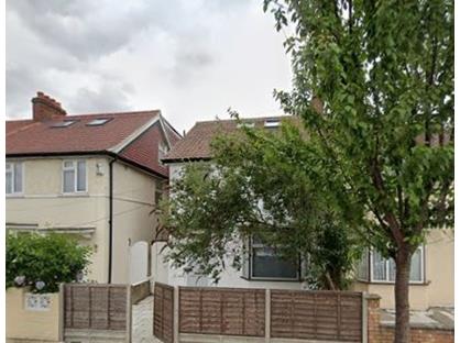 Studio Flat, Rogers Road, SW17