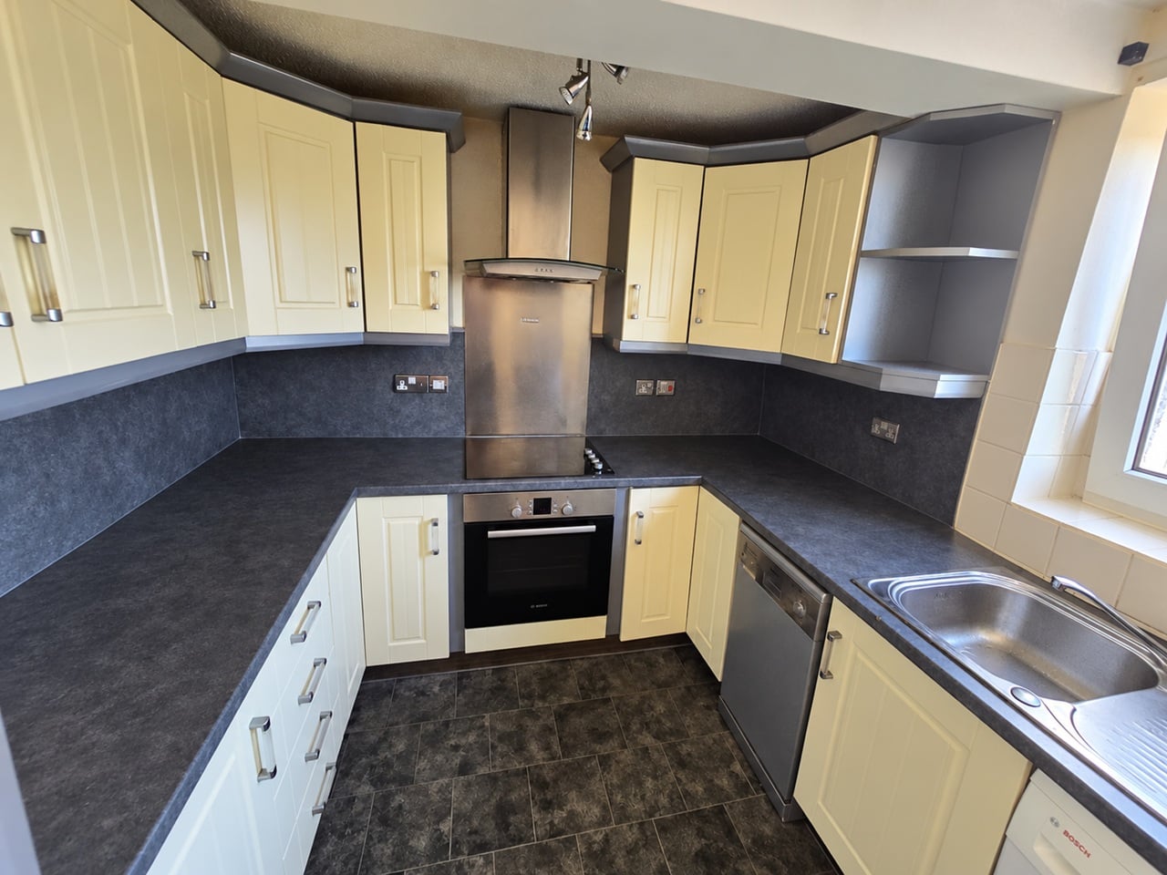 1 Bed Flat, The Peninsula Building, M7