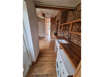 1 Bed Maisonette, Burlington Road, N10