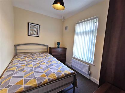 Room in a Shared House, West Boulevard, B32