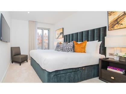 1 Bed Flat, Garrett Mansions, W2