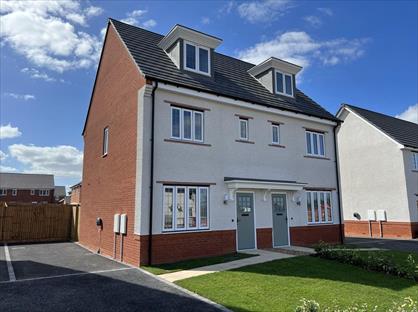 3 Bed Semi-Detached House, Lambert Gardens, NG12
