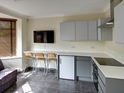 5 Bed Flat, Granby Grove, SO17