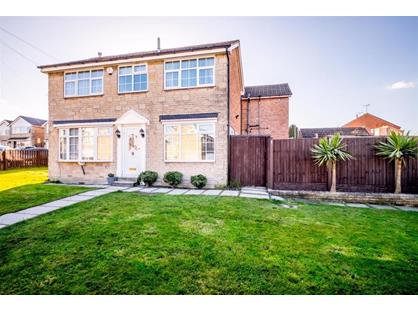 3 Bed Detached House, Arncliffe Crescent, LS27