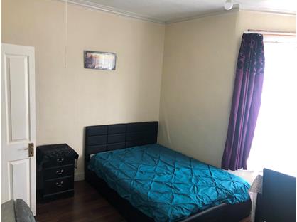 Room in a Shared House, Sutherland Road, N9