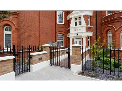 1 Bed Flat, Grosvenor Hill, W1K