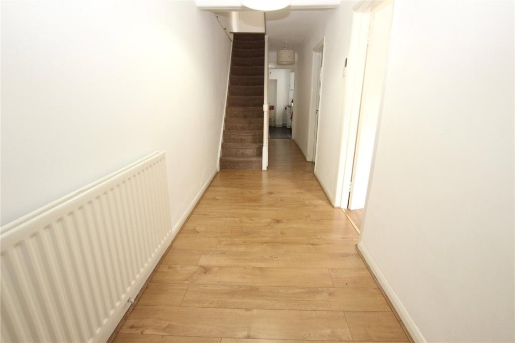 London 2 Bed Herbert Road, SE18 To Rent Now for £1,950.