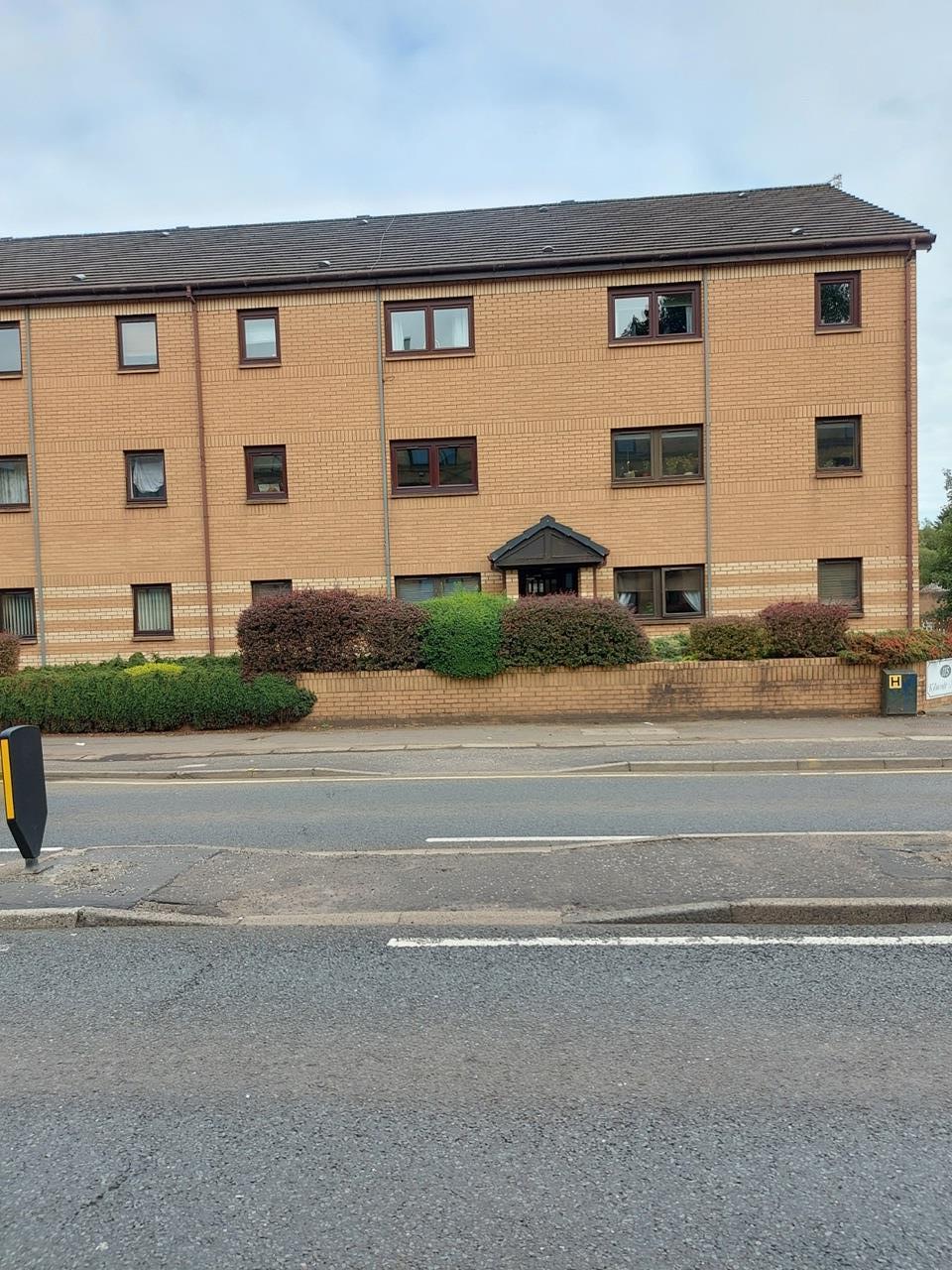 Paisley 2 Bed Flat, Neilston Road, PA2 To Rent Now for £825.00 p/m
