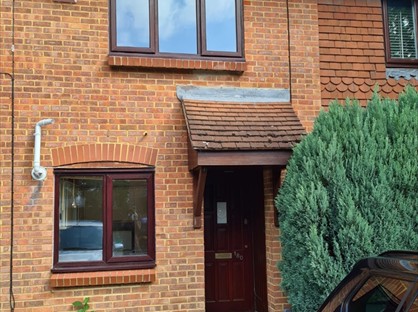 2 Bed Terraced House, Fleetham Gardens, RG6