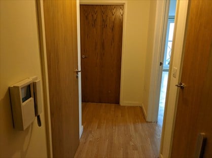 1 Bed Flat, Viridian Square, HP21